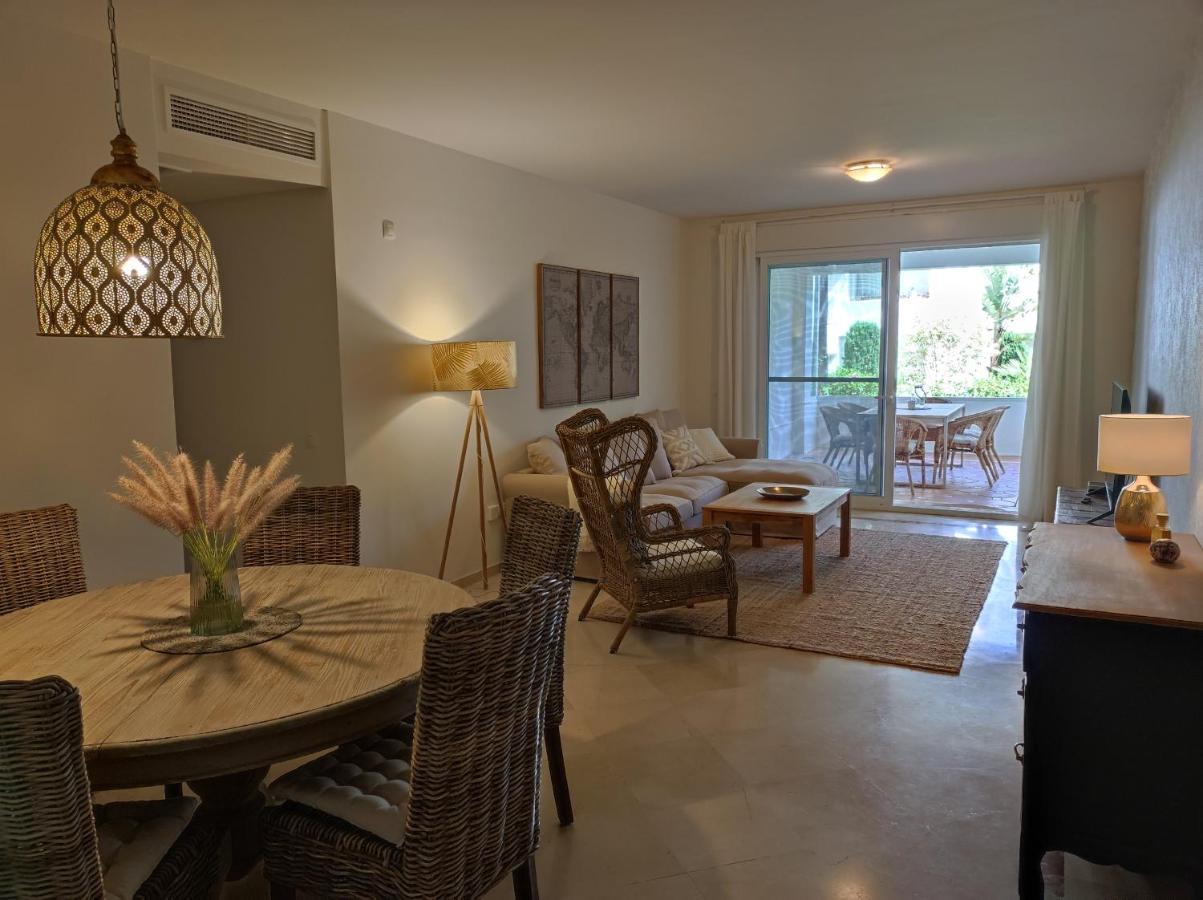 Costalita On The Beach - 3 Bedroom Cosy Apartment Estepona Exteriér fotografie