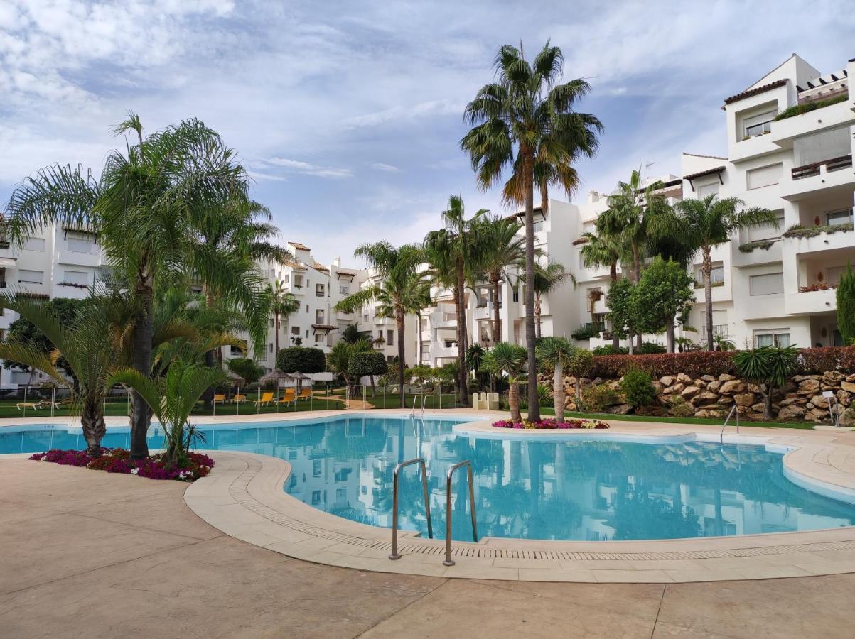 Costalita On The Beach - 3 Bedroom Cosy Apartment Estepona Exteriér fotografie